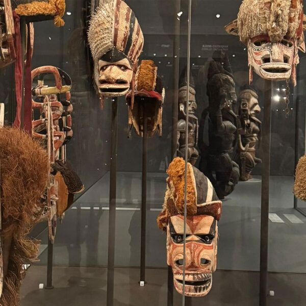 African cultural artefacts